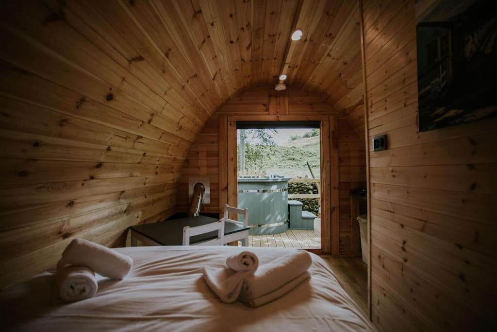 Apartament Pine Cosy Winter Cabin - Hot Tub & Log Burner Barmouth Zewnętrze zdjęcie